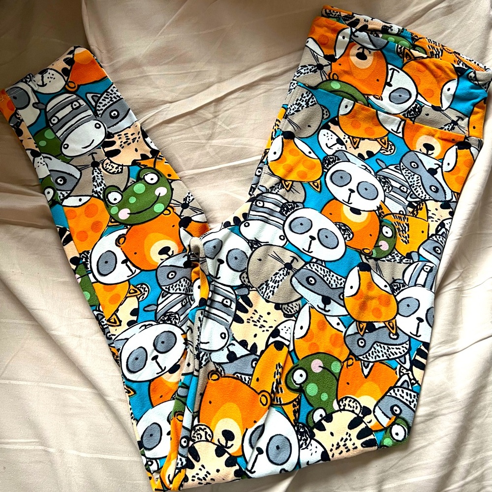 Lularoe Wildlife Leggings
